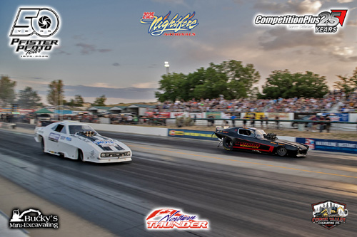 Todd Plate - 'Problem Child' (near lane) vs Jon Capps -
'Matthews Motorsports' (far lane)